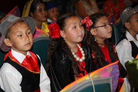 В Актау завершился фестиваль для детей с ограниченными возможностями «Передай добро по кругу»