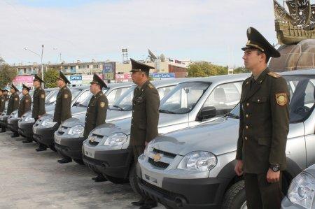 Алик Айдарбаев вручил ключи от новых автомашин сотрудникам ДЧС