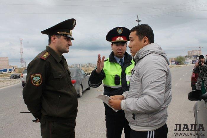 Пожарные и полицейские Актау провели рейд по выявлению непропускающих спецтранспорт водителей